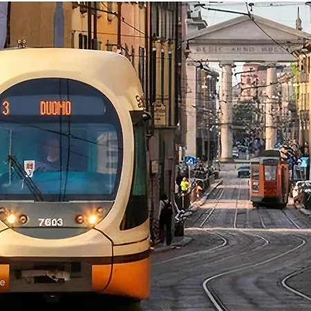 8 Min Dalla Metro Casa Elegante Con Netflix E Wifi 公寓 米兰